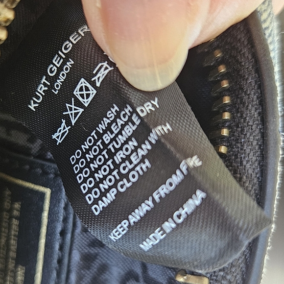 Kurt Geiger Denim Kensington Camera Bag NWOT - Picture 2 of 8